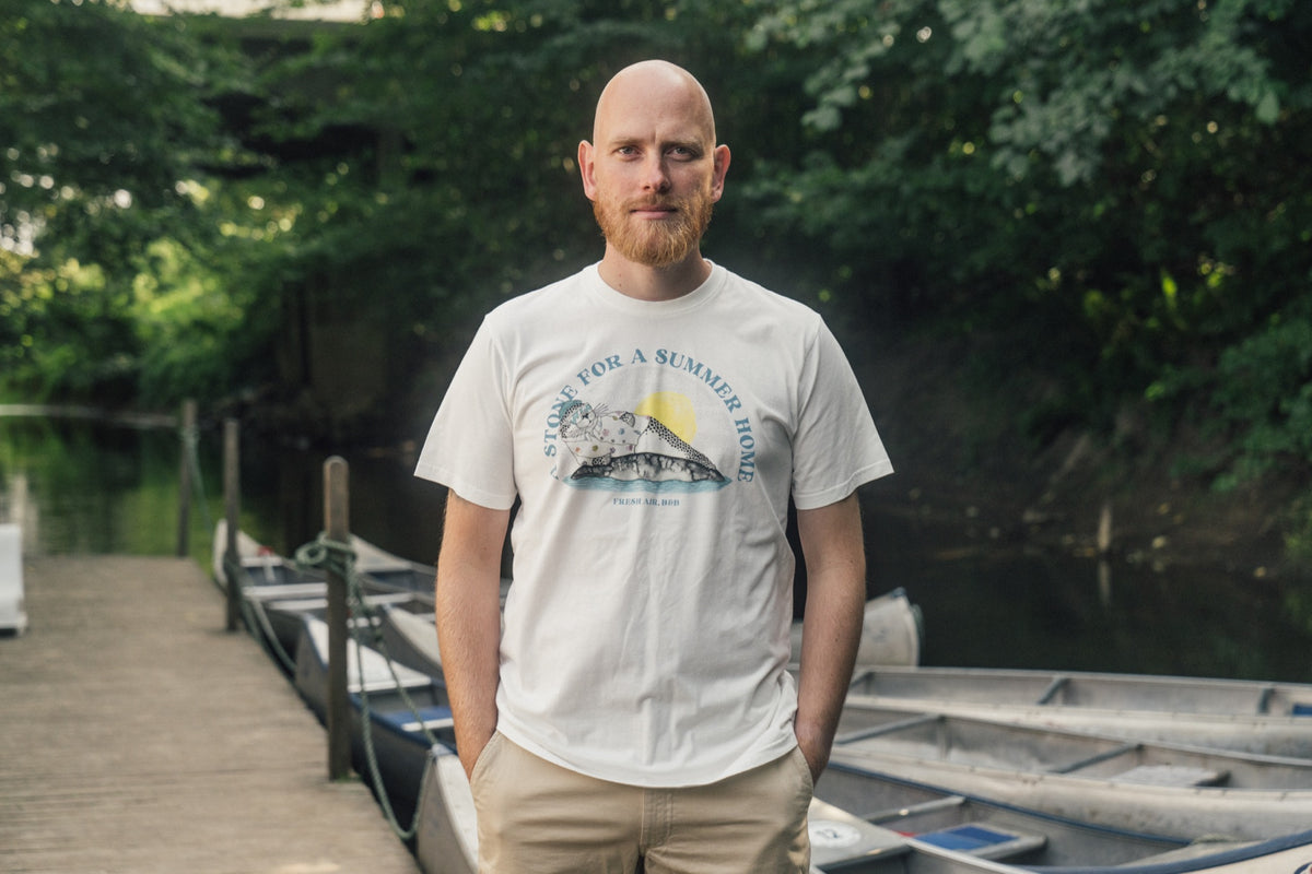 VACATION Stone T-shirt