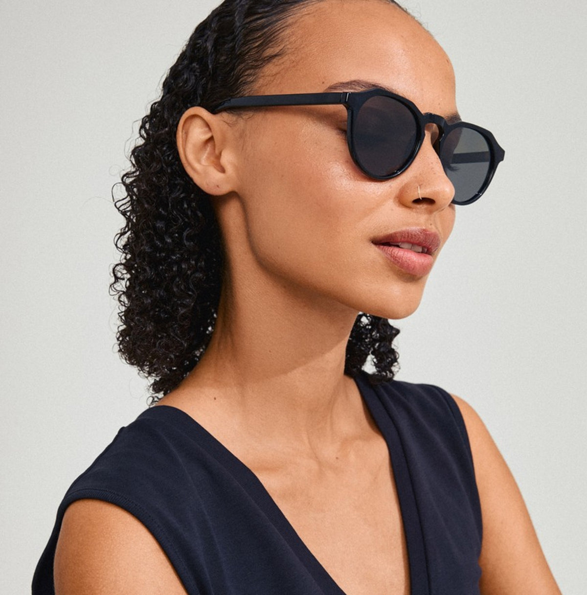 ALESSANDRA sunglasses tortoise brow