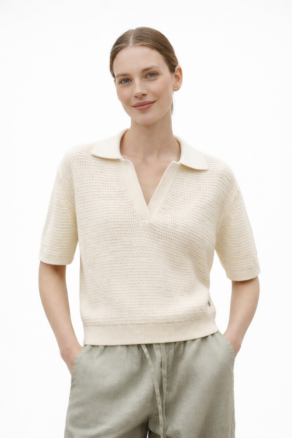 ANNA KNIT WOMAN