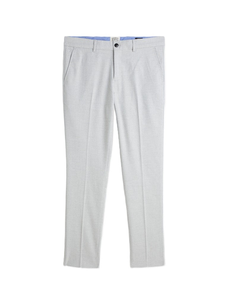 Mott structured weave tailored chin