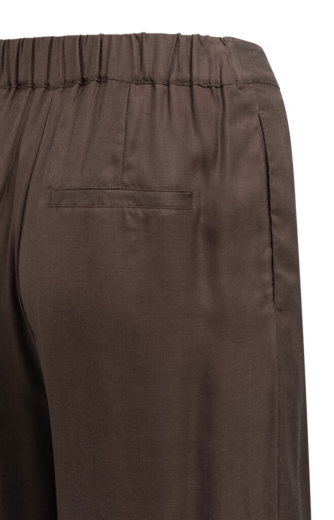 Hose mit weitem Bein