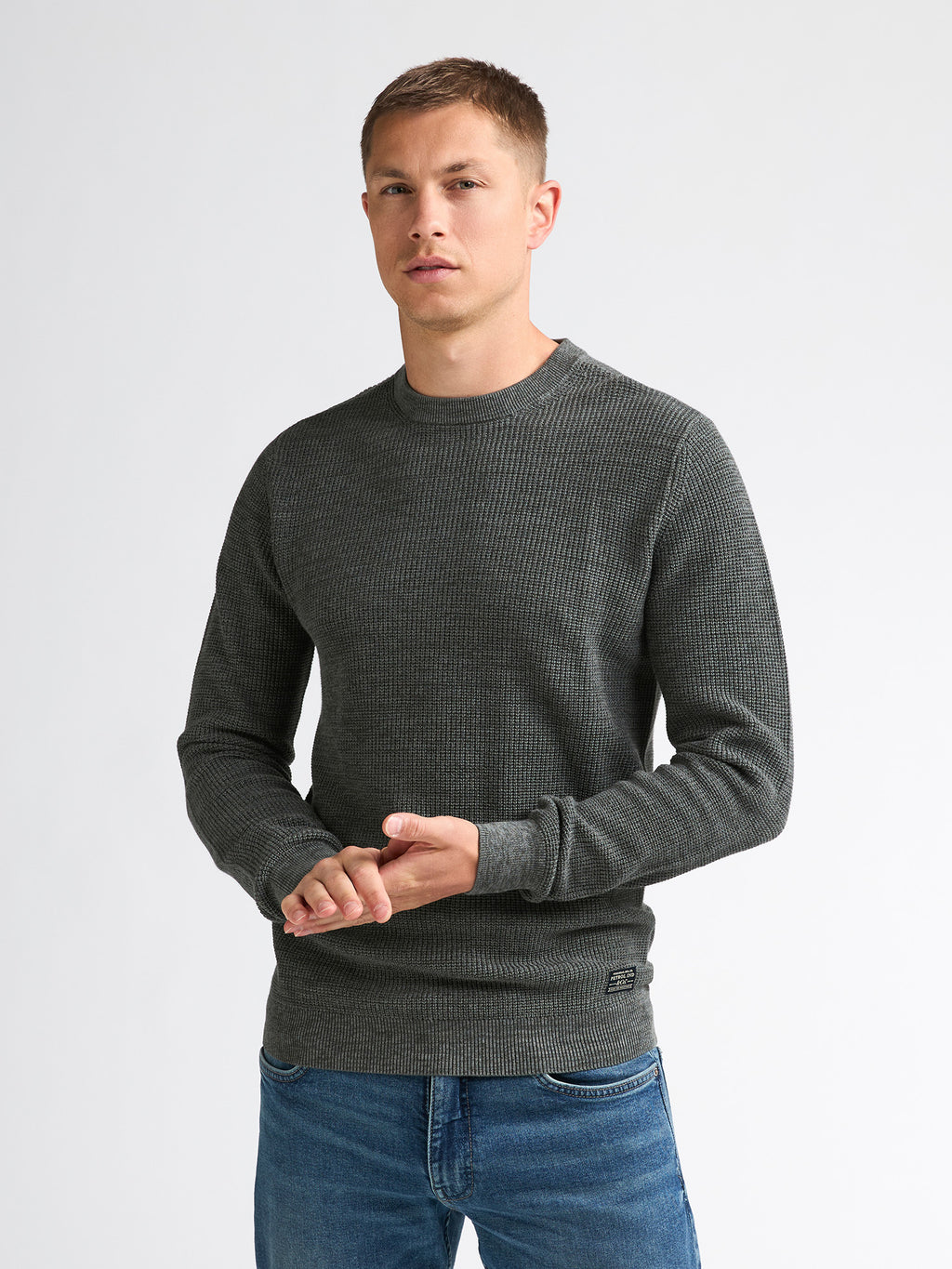 Komfortabler Baumwollpullover mit feiner Strickstruktur