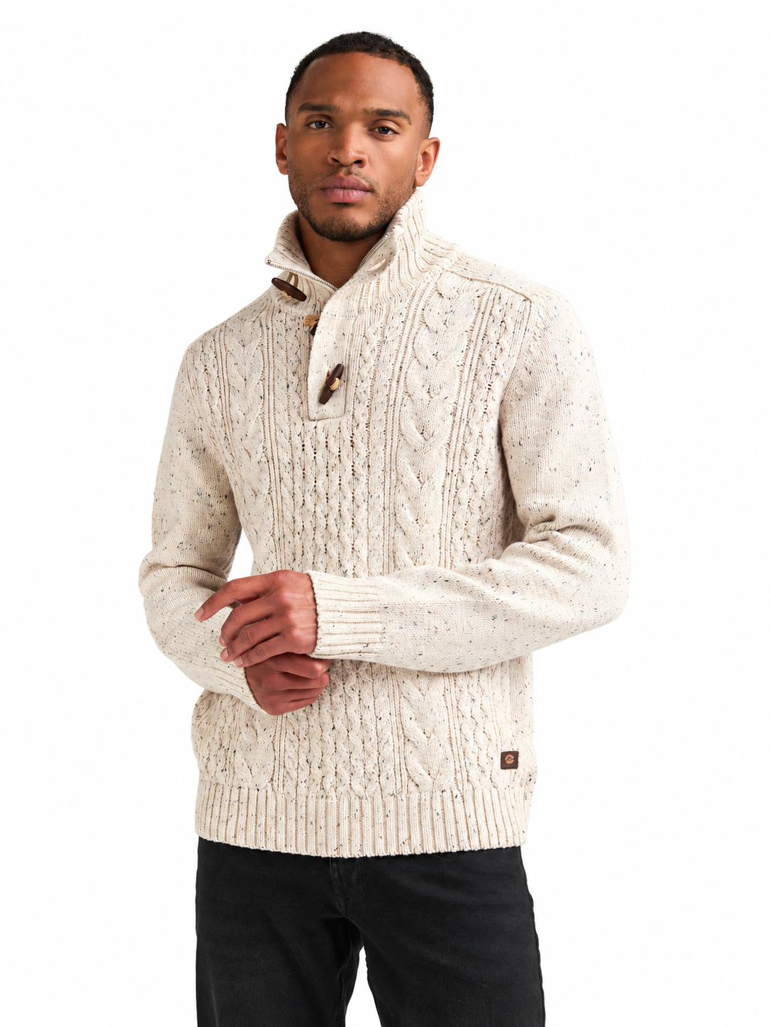 Strickpullover mit Zopfmuster und Stehkragen