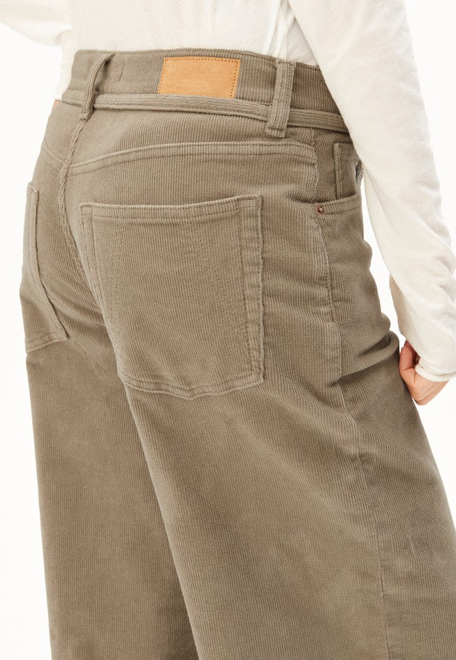 ASTRAEAAS CORDUROY PANT