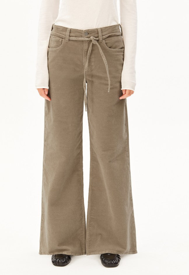 ASTRAEAAS CORDUROY PANT